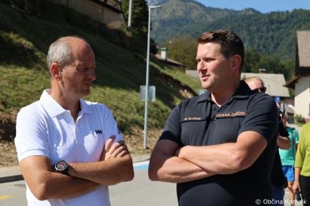 Začasni most v Stranjah povezal levi in desni breg Kamniške Bistrice (14)